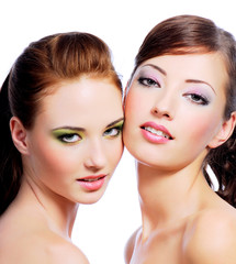 Two sexy young women