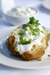 Baked Potato with Sour Cream and Chives