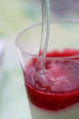 verrine crème coulis de fraise 4