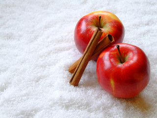 Winteräpfel mit Zimt