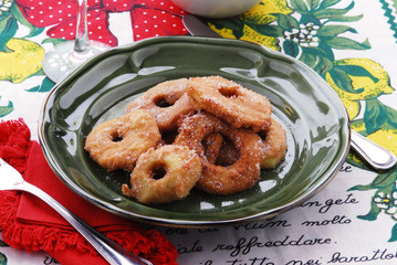 Mele fritte - Dolci - Cucina Toscana