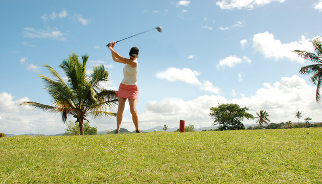 Joueuse De Golf - Swing