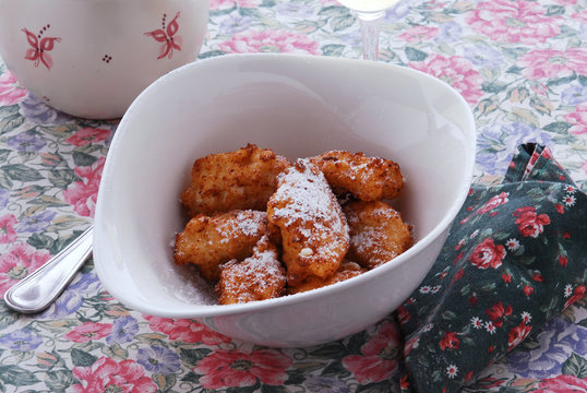 Frittelle di ricotta - Dolci - Cucina tradizionale Toscana