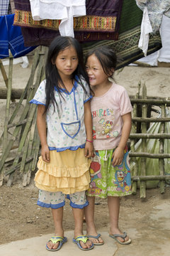 Portrait Hmong Kinder in Laos