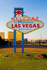 Foto op Plexiglas Welkom bij Fabulous Las Vegas-bord bij zonsondergang © Andy