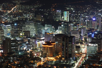 Fototapeta na wymiar Tokio w nocy panoramy