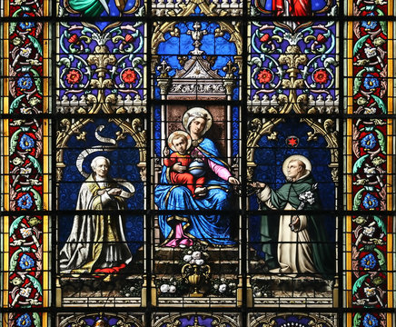 Virgin Mary and Holy Child Jesus (stained glass window)
