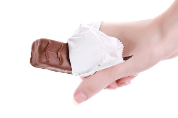Bar of chocolat in hand