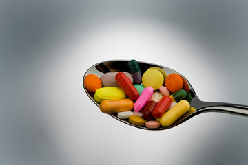 Tabletten und Medikamente zu Heilung von Krankheit