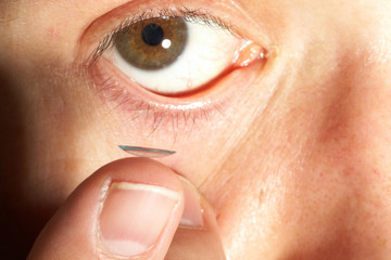 Lense to eye