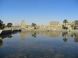 Fototapeta premium Egypte-Le Lac sacré de Karnak