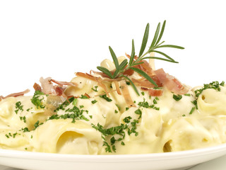 Tortellini mit Sahnesauce