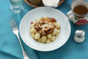 Gnocchi di patate - Macaron - Primi Ricette Emilia Romagna