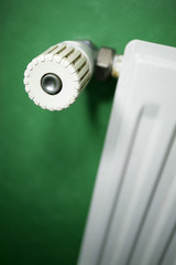 Thermostat on radiator