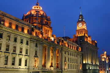 Obraz premium Classic Buildings at night at the Bund - Shanghai - China