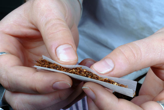 tobacco vape flavors Los Angeles to restrict sales of flavored tobacco products