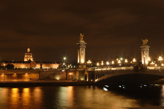 Fototapeta Pont Alexandre et Invalide