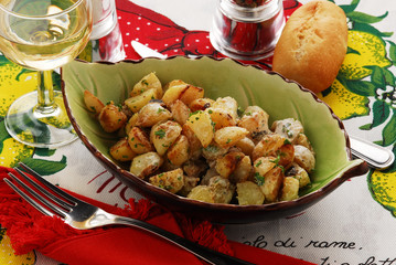 Patate novelle al forno - Contorni