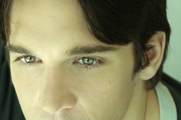 Detail of young man's eyes - 11094801