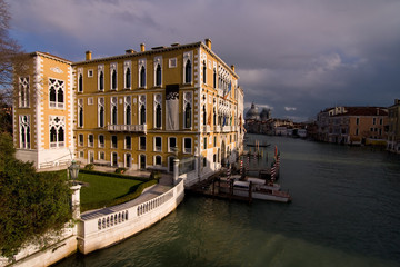 Fototapeta na wymiar Venezia Canal Grande - Palazzo Cavalli-Franchetti