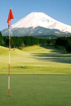 Fototapeta Golfing in Japan
