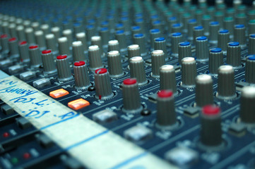Mixer.