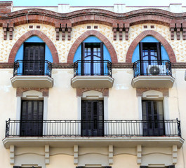 Barcelona - Façades Trav. de Gràcia 184 b