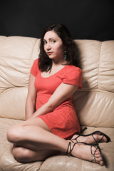 Obraz premium Girl in red gown