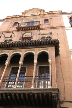 Maison s&eacute;villaine