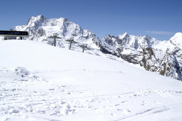 Fototapeta na wymiar Ski resort