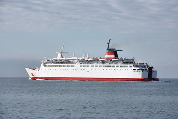 Obraz premium Cruise ship in Almeria, Spain