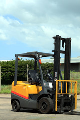Forklift vehicle