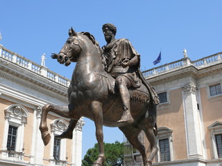 Fototapeta na wymiar statue de marc aurèle rome capitole