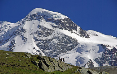 Wandern zwischen Eisriesen