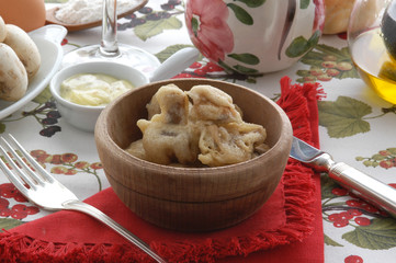 Champignon fritti alle acciughe - Contorni del Trentino A. A.