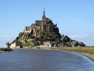 Le Mont Saint Michel et le Couesnon