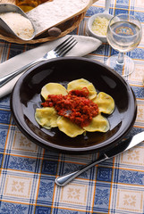 Ravioli di magro - Primi piatti della cucina Toscana
