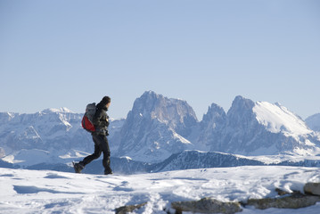 Fototapeta na wymiar Rakiety śnieżne Południowy Tyrol Dolomity