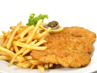 Wiener Schnitzel mit Pommes