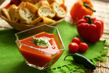 tomato soup and bread