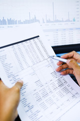 Obraz premium Analizing stock market