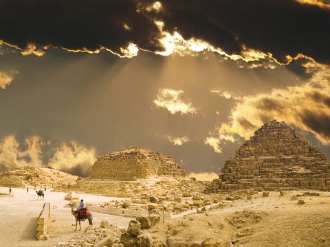 Queen Hetepheres' tombs in Giza