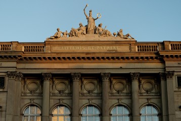 Fronton du Palais universitaire de Strasbourg