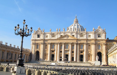 Fototapeta na wymiar St. Peter's Basilica in Rome, Italy.