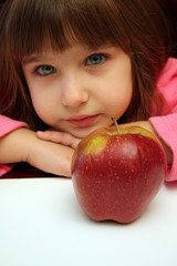 girl and apple