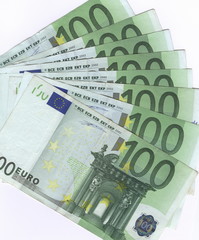 Billets de banque de 100 euros.