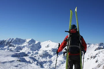 Fotobehang Skier with perfect mountain panorama © Thomas R.
