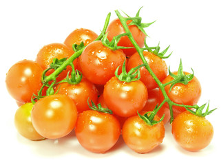 A pile of freshly washed cherry tomatoes