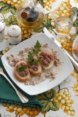Crostone fegato e animelle - Antipasti del Trentino Alto Adige