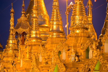 Shwedagon Paya, Yangoon, Myanmar.